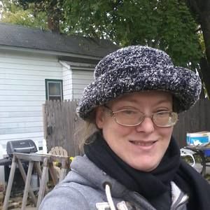 Meet your Posher, Carey